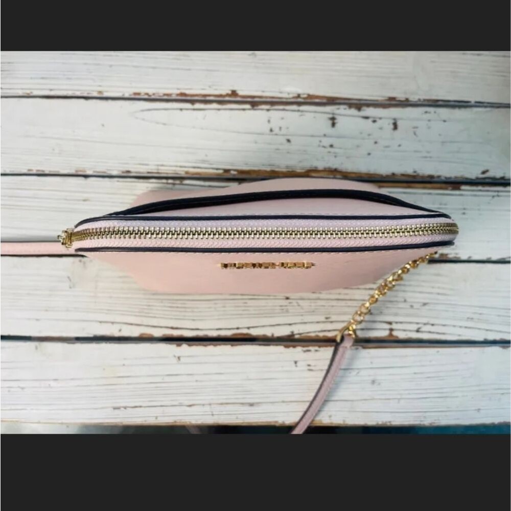 New Michael Kors Blush Leather Large Domed Crossbody Bag Large Cindy - Picture 6 of 6